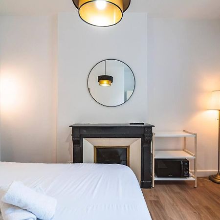Pink, Appartement En Plein Coeur De Reims Luaran gambar