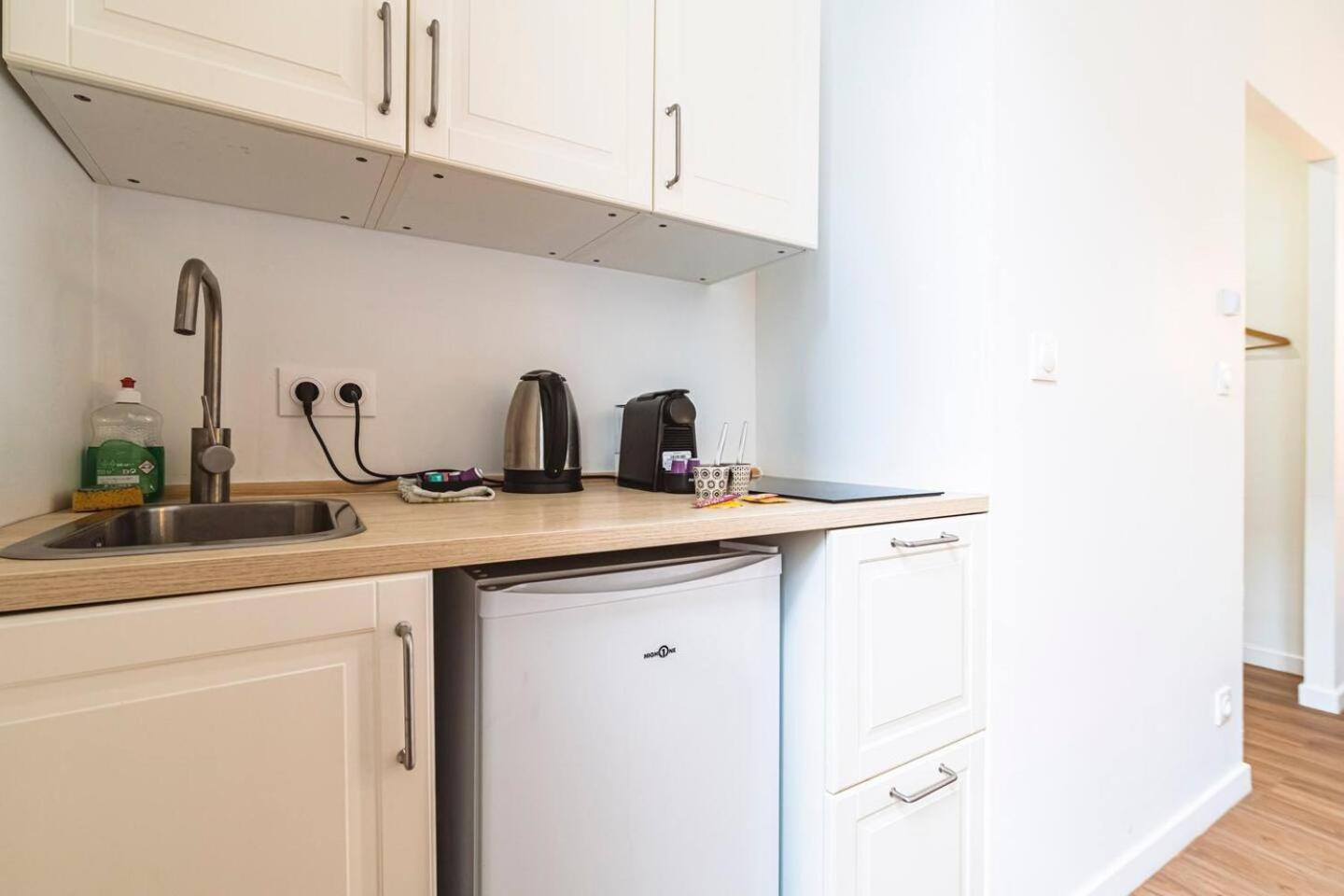Pink, Appartement En Plein Coeur De Reims Luaran gambar