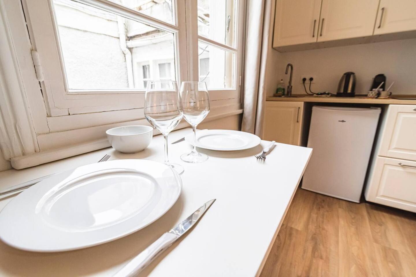 Pink, Appartement En Plein Coeur De Reims Luaran gambar